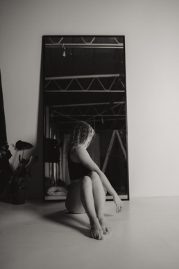 red dress studio sesja kobieca buduarowa żory katowice wodzisław rybnik jastrzębie śląsk fotograf