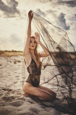 red dress studio sesja kobieca buduarowa żory katowice wodzisław rybnik jastrzębie śląsk fotograf