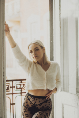 Bytom, Cieszyn, Gliwice, Jastrzębie, Katowice, Rybnik, Wodzisław, Zabrze, aesthetic, bielizna, body, boudoir, buduarowa, fotograf, fotografia, jeansy, pinterest, poranek, rajstopy, sensual, sensualna, sesja kobieca, studio, Żory