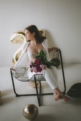 21, Bytom, Gliwice, Jastrzębie, Katowice, Racibórz, Rybnik, Wodzisław, aesthetic, balony, fotograf, fotografia, jasna, jeans, prezent, sesja kobieca, studio, sukienka, tort, urodziny, Śląsk, Żory