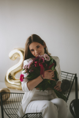 21, Bytom, Gliwice, Jastrzębie, Katowice, Racibórz, Rybnik, Wodzisław, aesthetic, balony, fotograf, fotografia, jasna, jeans, prezent, sesja kobieca, studio, sukienka, tort, urodziny, Śląsk, Żory