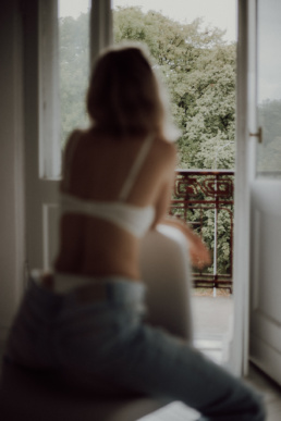 Aesthetic, Biel, Bielizna, Body, Bytom, Fotograf, Fotografia, Gipsówka, Gliwice, Jastrzębie, Jeansy, Katowice, Kobieca, Kwiaty, Minimalistyczna, Minimalizm, Racibórz, Rybnik, Sesja, Studio, Wodzisław, Śląsk, Żory