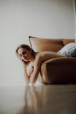 Aesthetic, Biel, Bielizna, Body, Bytom, Fotograf, Fotografia, Gipsówka, Gliwice, Jastrzębie, Jeansy, Katowice, Kobieca, Kwiaty, Minimalistyczna, Minimalizm, Racibórz, Rybnik, Sesja, Studio, Wodzisław, Śląsk, Żory