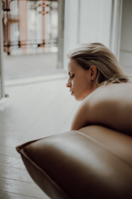 Aesthetic, Biel, Bielizna, Body, Bytom, Fotograf, Fotografia, Gipsówka, Gliwice, Jastrzębie, Jeansy, Katowice, Kobieca, Kwiaty, Minimalistyczna, Minimalizm, Racibórz, Rybnik, Sesja, Studio, Wodzisław, Śląsk, Żory