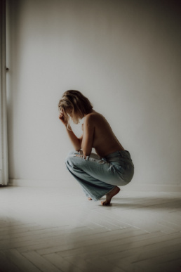 Aesthetic, Biel, Bielizna, Body, Bytom, Fotograf, Fotografia, Gipsówka, Gliwice, Jastrzębie, Jeansy, Katowice, Kobieca, Kwiaty, Minimalistyczna, Minimalizm, Racibórz, Rybnik, Sesja, Studio, Wodzisław, Śląsk, Żory