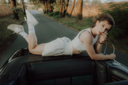 80, Bytom, Gliwice, Jastrzębie, Katowice, Racibórz, Rybnik, Wodzisław, aesthetic, audia, auto, cabrio, coca, cola, elegancka, fotograf, fotografia, kobieta, plener, samochód, sesja kobieca, studio, Śląsk, Żory