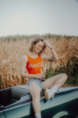 80, Bytom, Gliwice, Jastrzębie, Katowice, Racibórz, Rybnik, Wodzisław, aesthetic, audia, auto, cabrio, coca, cola, elegancka, fotograf, fotografia, kobieta, plener, samochód, sesja kobieca, studio, Śląsk, Żory
