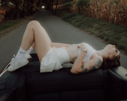 80, Bytom, Gliwice, Jastrzębie, Katowice, Racibórz, Rybnik, Wodzisław, aesthetic, audia, auto, cabrio, coca, cola, elegancka, fotograf, fotografia, kobieta, plener, samochód, sesja kobieca, studio, Śląsk, Żory