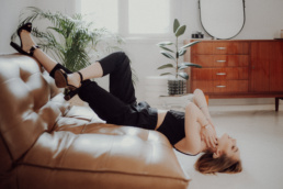 Bytom, Gliwice, Jastrzębie, Katowice, Mikołów, Niepozowane, Pszczyna, Racibórz, Rybnik, Tychy, Wodzisław, aesthetic, classy, elegancka, sesja kobieca, studio, Śląsk, Żory