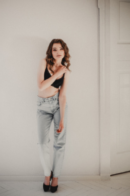 Bytom, Gliwice, Jastrzębie, Racibórz, Rybnik, Wodzisław, aesthetic, buduarowa, classy, elegant, fotograf, fotografia, portretowa, sensualna, sesja kobieca, studio, Śląsk, Żory
