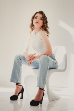 Bytom, Gliwice, Jastrzębie, Racibórz, Rybnik, Wodzisław, aesthetic, buduarowa, classy, elegant, fotograf, fotografia, portretowa, sensualna, sesja kobieca, studio, Śląsk, Żory