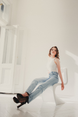 Bytom, Gliwice, Jastrzębie, Racibórz, Rybnik, Wodzisław, aesthetic, buduarowa, classy, elegant, fotograf, fotografia, portretowa, sensualna, sesja kobieca, studio, Śląsk, Żory