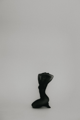 Bytom, Gliwice, Jastrzębie, Katowice, Pawłowice, Racibórz, Ruda Śląska, Rybnik, Wodzisław, aesthetic, minimalizm, sensual, sesja kobieca, studio, zmysłowa, Śląsk, światło naturalne, Żory
