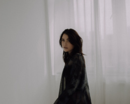 Bytom, Gliwice, Jastrzębie, Katowice, Pawłowice, Racibórz, Ruda Śląska, Rybnik, Wodzisław, aesthetic, minimalizm, sensual, sesja kobieca, studio, zmysłowa, Śląsk, światło naturalne, Żory