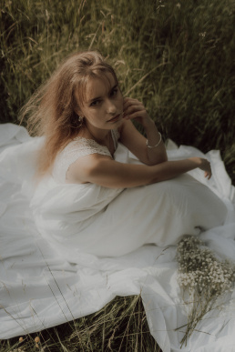Bytom, Gliwice, Jastrzębie, Katowice, Rybnik, Wodzisław, Zabrze, fotograf śląsk, fotograf żory, fotografia kobieca, plener, pościel, red dress studio, sensual, sesja kobieca, sesja kobieca w plenerze, sesja sensualna, sesja w górach, sesja zdjęciowa, voucher na sesję kobiecą, zachód słońca, Śląsk, światło naturalne, Żory